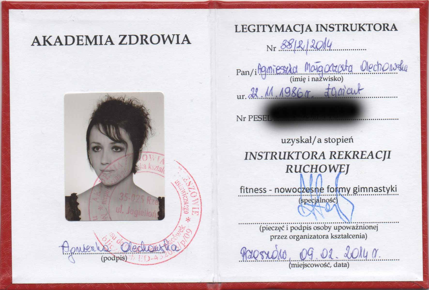 Legitymacja Instruktora Rekreacji Ruchowej (fitness) dla Agnieszki Olechowskiej. Kwalifikacje instruktorów jogi JoyFlowYoga Rzeszów.
